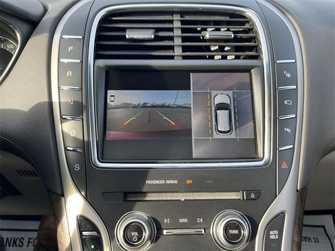 Used 2016 Lincoln MKX Reserve w/ Technology Package image 24