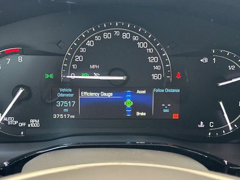 Used 2018 Cadillac XT5 Luxury w/ Driver Awareness Package FWD image 27