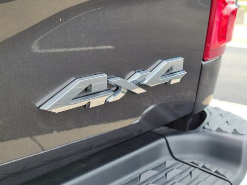 Used 2023 RAM 2500 Laramie AWD/4WD image 21