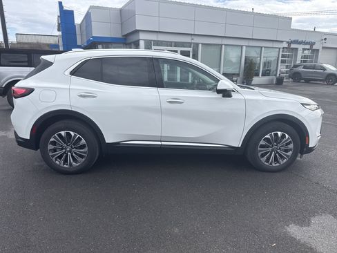 Used 2025 Buick Envision Preferred image 2