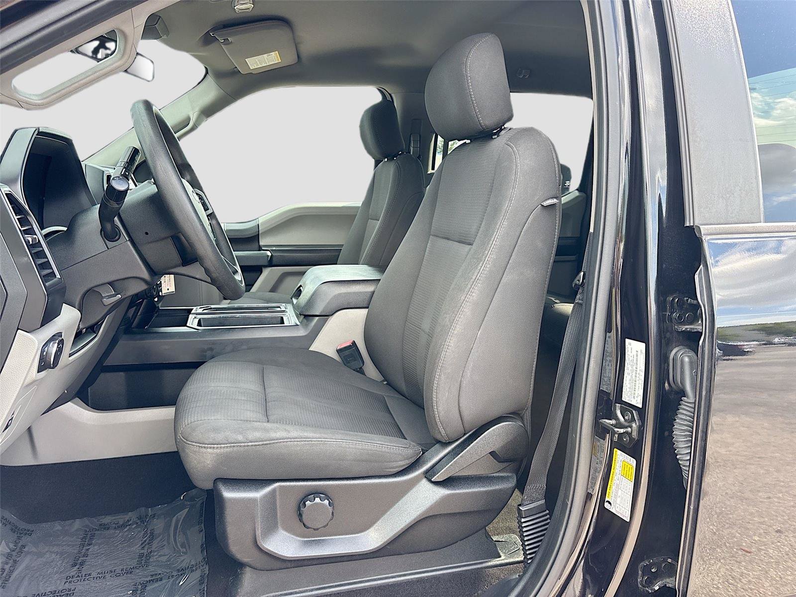 Used 2019 Ford F150 XL w/ Equipment Group 101A Mid AWD/4WD image 19