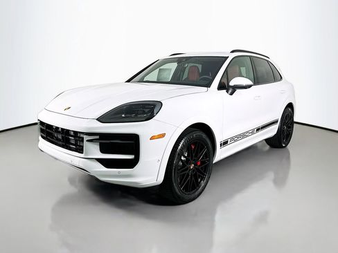 New 2026 Porsche Cayenne S image 1