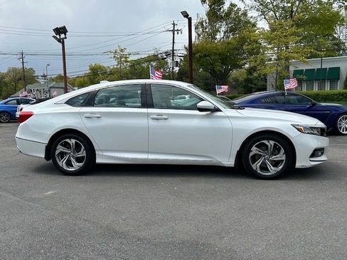 Used 2018 Honda Accord EX image 4