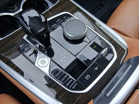 Used 2019 BMW X7 xDrive40i w/ Premium Package image 18