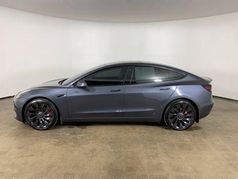 Used 2022 Tesla Model 3 Performance image 19