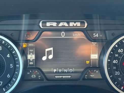 New 2026 RAM 2500 Big Horn AWD/4WD image 19
