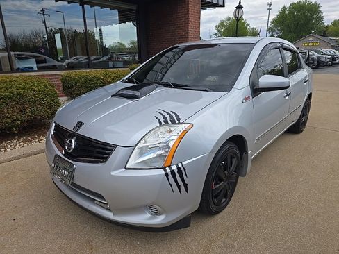 Used 2010 Nissan Sentra 2.0 S FWD image 3