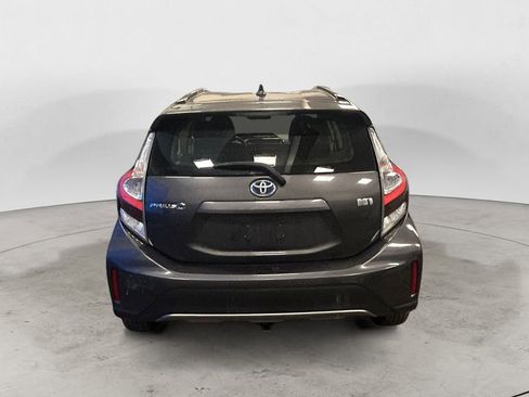 Used 2018 Toyota Prius C Two FWD image 5