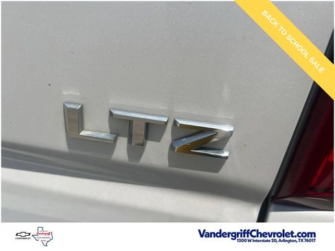 Used 2020 Chevrolet Silverado 1500 LTZ AWD/4WD image 12