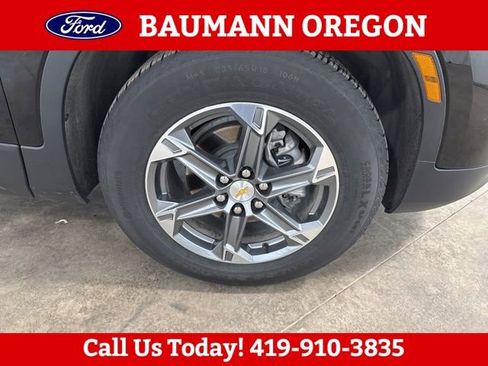 Used 2025 Chevrolet Blazer LT FWD image 12