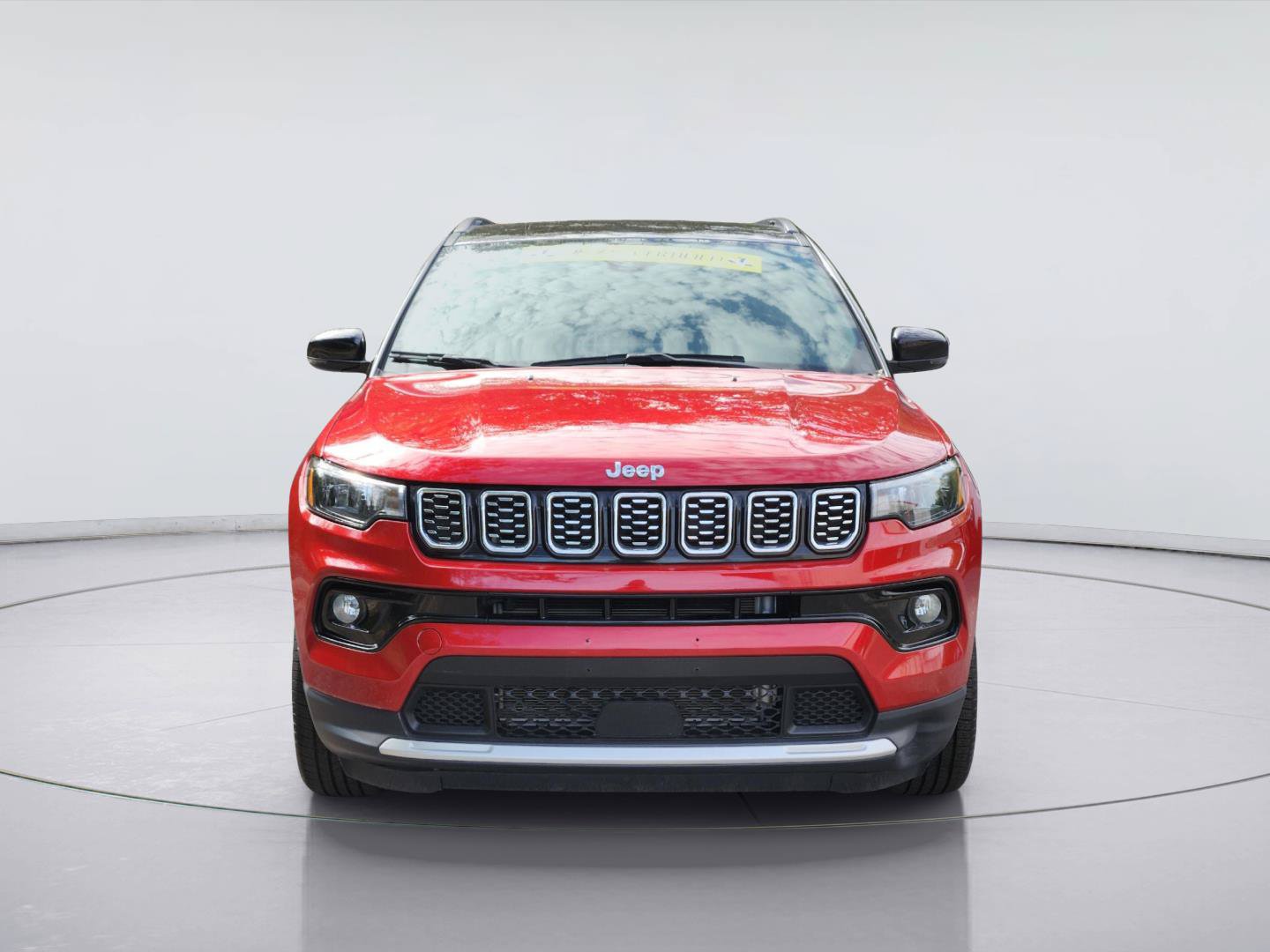 Used 2025 Jeep Compass Limited AWD/4WD image 2