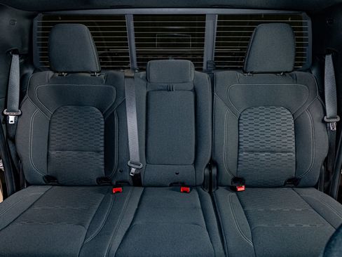 Used 2025 RAM 1500 Big Horn image 28