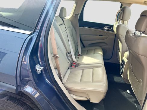 Used 2021 Jeep Grand Cherokee Limited image 28