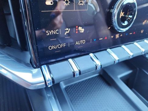 New 2026 GMC Acadia Elevation w/ Elevation Premium Package AWD/4WD image 16
