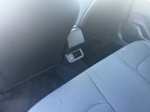 Used 2025 Kia K4 FWD image 23