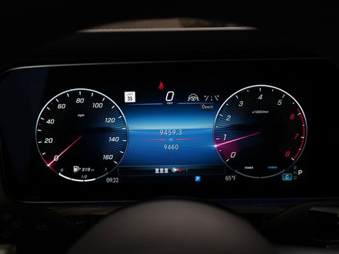 Used 2025 Mercedes-Benz G 550 image 24
