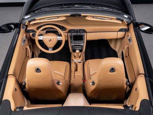 Used 2006 Porsche 911 Carrera RWD image 67
