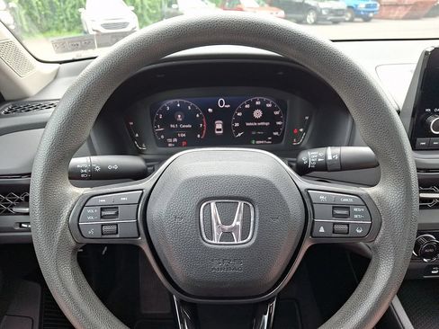 Used 2024 Honda Accord EX image 18