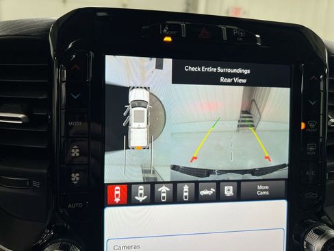 Used 2024 RAM 1500 Limited image 15