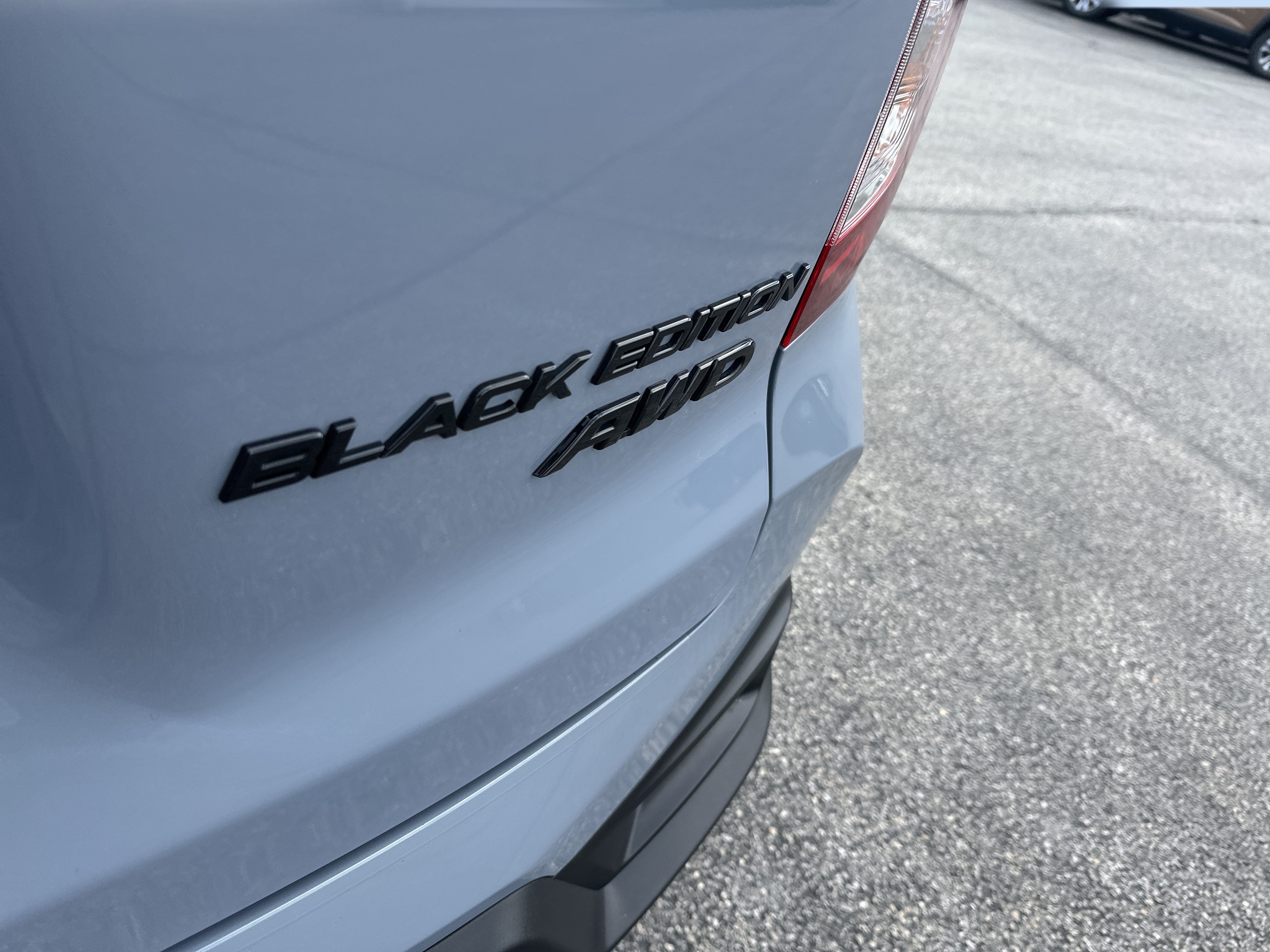 Used 2025 Honda Passport Black Edition image 6