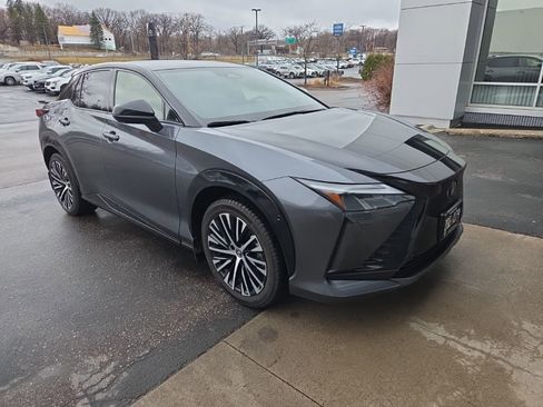 Used 2024 Lexus RZ 450e Premium w/ Technology Package image 3