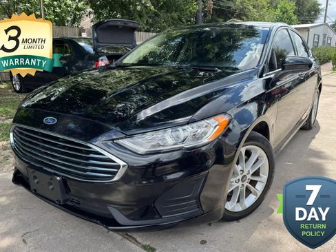 Used 2019 Ford Fusion SE FWD image 1