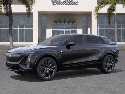 New 2026 Cadillac Lyriq Signature Sport AWD/4WD image 2