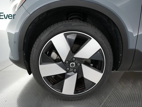 Used 2023 Volvo C40 P8 Recharge Ultimate AWD/4WD image 18