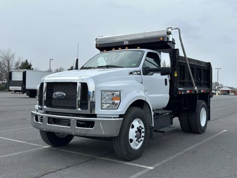 New 2025 Ford F650 2WD Regular Cab Super Duty image 5