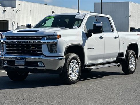 Used 2022 Chevrolet Silverado 2500 LTZ w/ Safety Package image 8