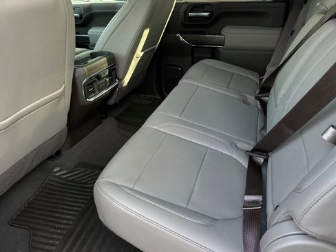 Used 2021 Chevrolet Silverado 2500 LTZ w/ LTZ Convenience Package image 12