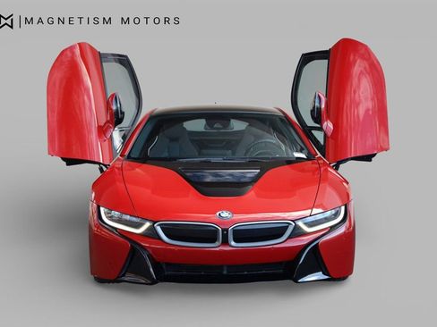 Used 2017 BMW i8 image 7