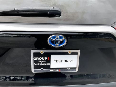 Used 2023 Toyota RAV4 Limited AWD/4WD image 31