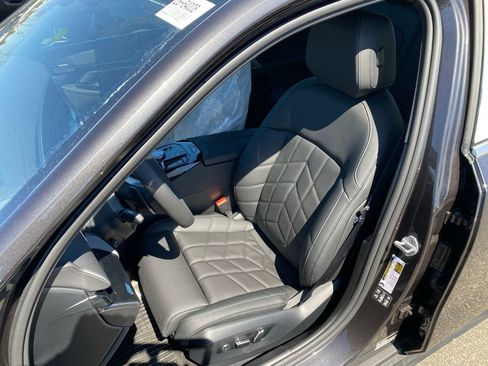 New 2026 BMW 530i xDrive AWD/4WD image 11