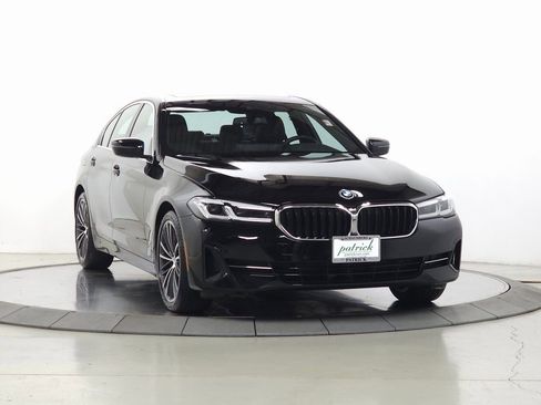 Used 2023 BMW 530i xDrive w/ Convenience Package image 1