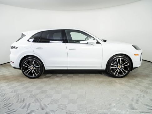 New 2026 Porsche Cayenne AWD/4WD image 27