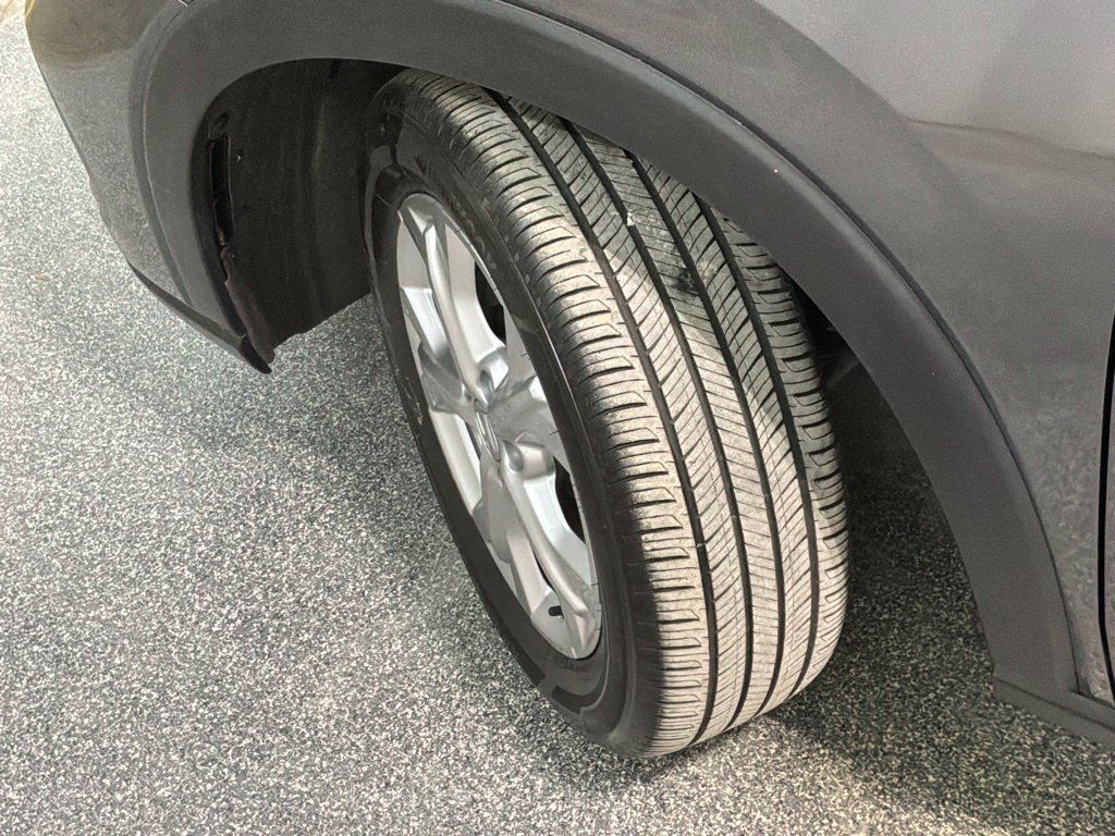 Certified 2024 Honda HR-V LX image 34