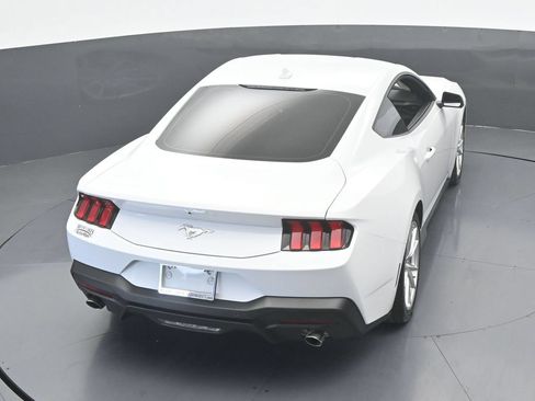 Used 2024 Ford Mustang Coupe RWD image 39