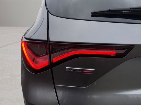 Used 2022 Acura MDX Type S image 17