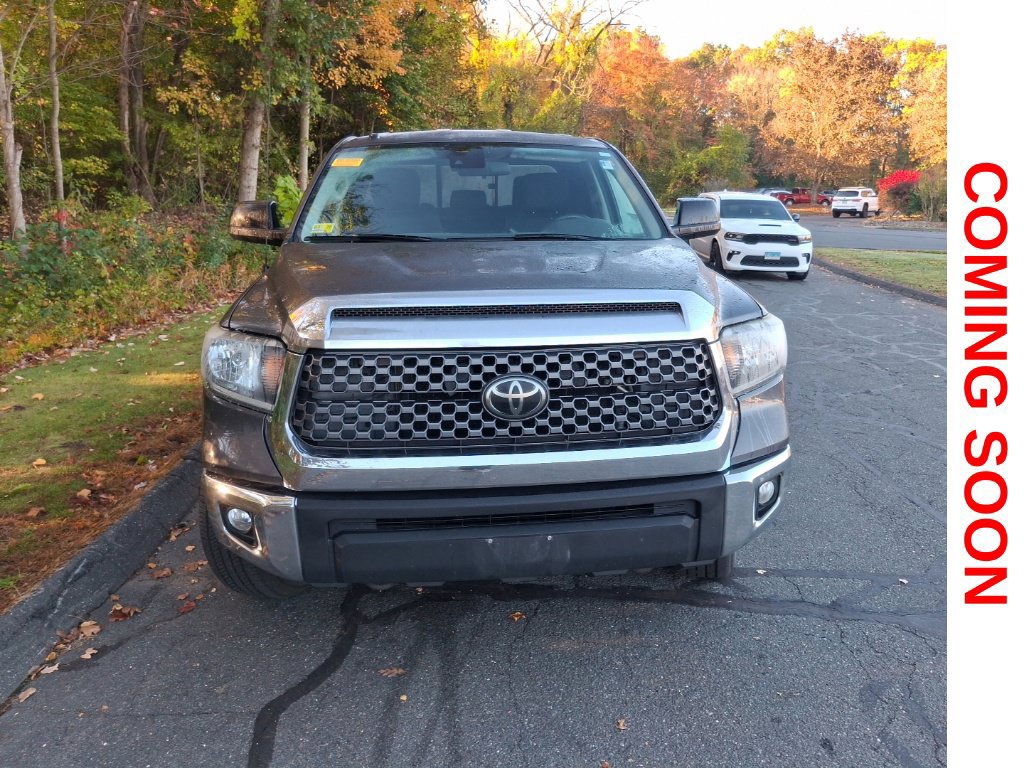Used 2018 Toyota Tundra SR5 AWD/4WD image 3