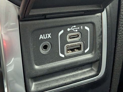 Used 2024 Jeep Wrangler Rubicon w/ Capability Package image 26