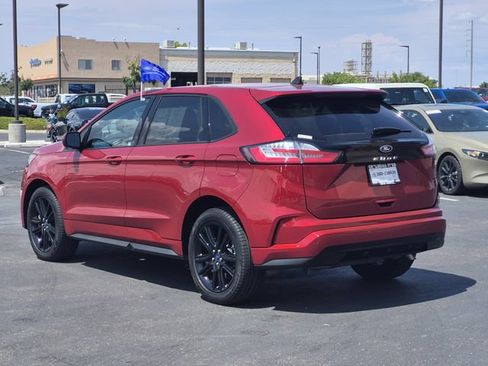 Certified 2024 Ford Edge ST-Line AWD/4WD image 5