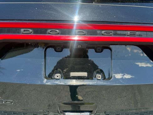 Used 2022 Dodge Durango R/T w/ Blacktop Package AWD/4WD image 17
