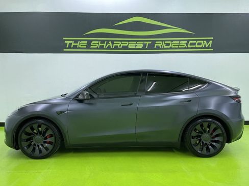 Used 2021 Tesla Model Y Performance image 6