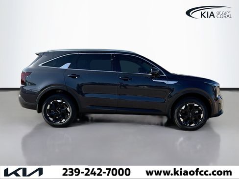 New 2026 Kia Sorento S w/ S Panoramic Sunroof Package AWD/4WD image 6