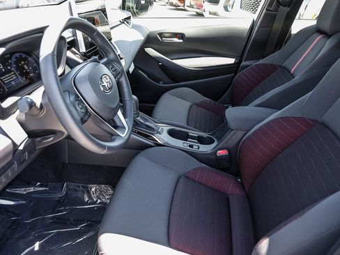 Used 2026 Toyota Corolla SE FWD image 18
