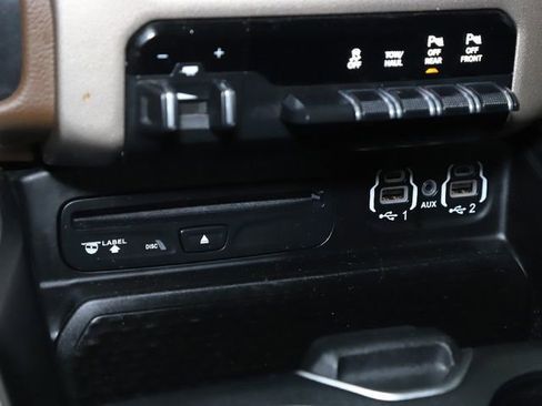 Used 2019 RAM 1500 Laramie image 39