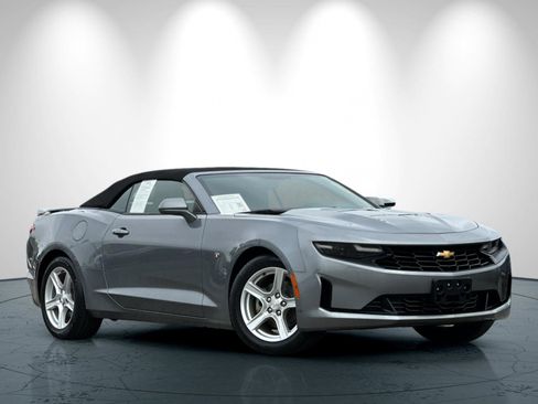 Used 2020 Chevrolet Camaro LT image 10