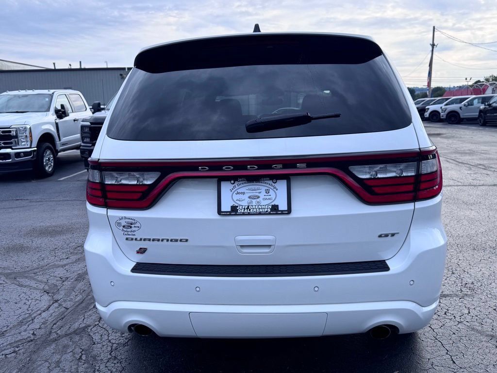 Used 2025 Dodge Durango GT AWD/4WD image 8