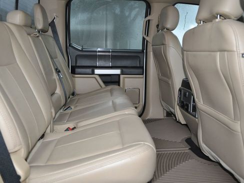 Used 2020 Ford F250 Lariat image 14